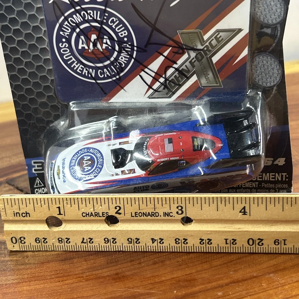 ПОДПИСАННЫЙ 2018 NHRA WAVE FC/00 ROBERT HIGHT AAA CHEVY CAMARO СМЕШНОЙ АВТОМОБИЛЬ 1/64, НОВЫЙ - Изображение 3 из 4