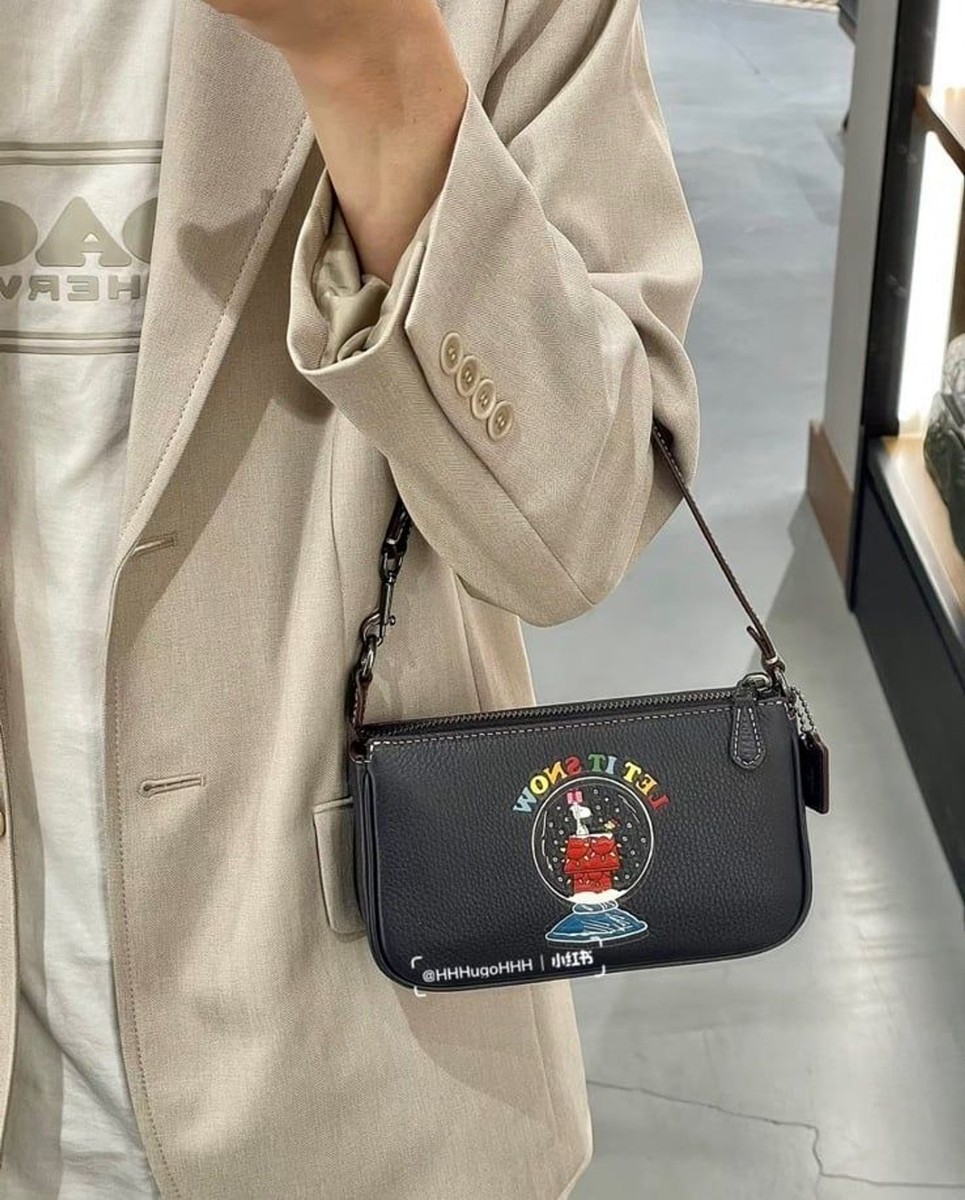 【CoachXPeanuts】コラボ スヌーピー ノリータ19 s-l400.jpg