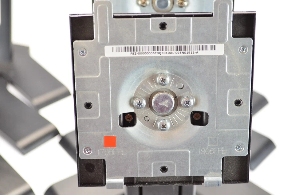 Lote de 10 Monitor Dell Y Soporte Inclinable Giratorio Negro 1907FP 1908FP 1707F 1708 Foto 3 de 4