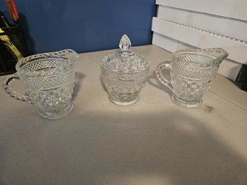3 Piece Vintage Anchor Hocking Dimond Pattern Creamer And Sugar Set.
