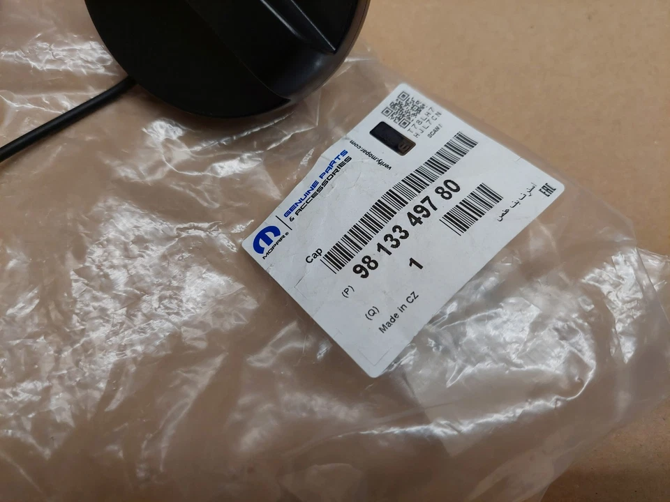 Citroen C5 Aircross Fuel Filler Tank Cover Cap 9813349780 2018-on Genuine 5008 - Image 4 of 4