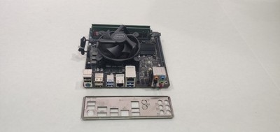GIGABYTE Motherboard CPU Combo B360N GSM Mini-ITX   i5-8500 16GB RAM DDR4  IO