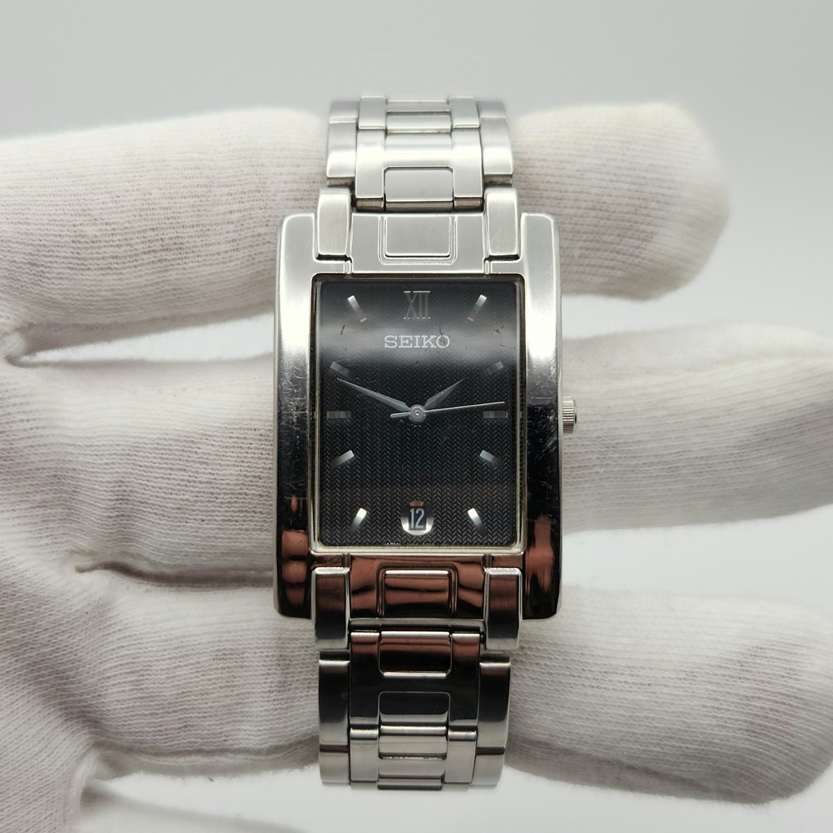 Seiko Tank-Style Men's Silver Tone Quartz Watch Made In Japan 7N32