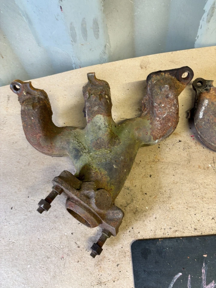 1987 1991 1992 94 1995 Ford F250 F350 F150 4.9 300 i6 juego de colectores de escape dividido Foto 3 de 4