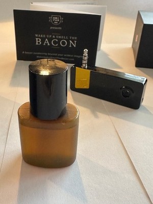 Wake Up & Smell the Bacon Oscar Mayer Novelty Bacon Scent Device OMIFAB w/ Box