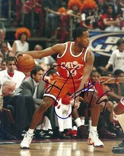 DAMON JONES CLEVELAND CAVALIERS SIGNED AUTO 8x10 PHOTO W/COA