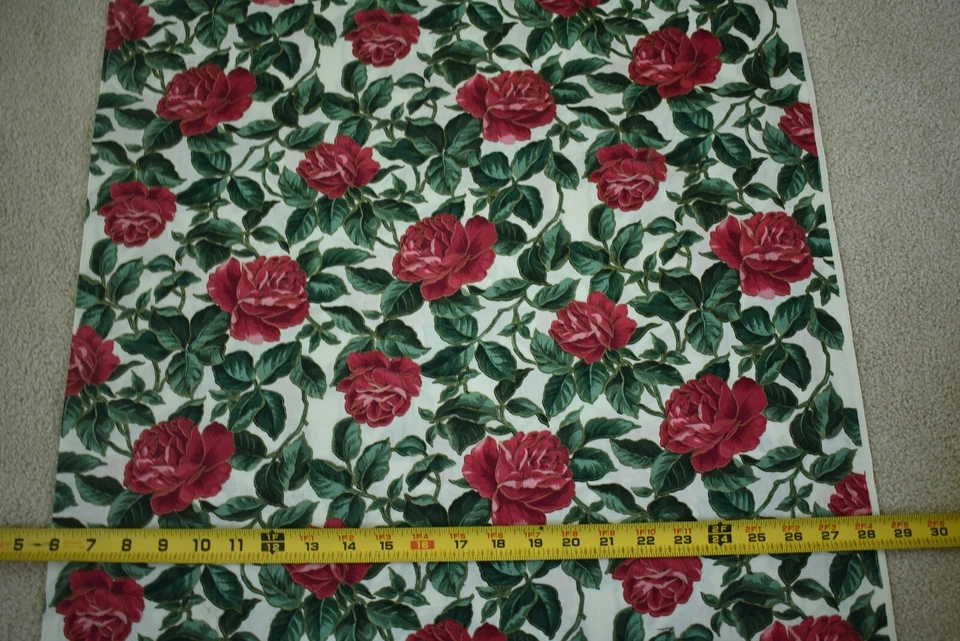 By 1/2 Yd, Vintage, Red Roses with Metallic-Gold on Cream Cotton, Kona Bay,B1356 - Image 3 of 4
