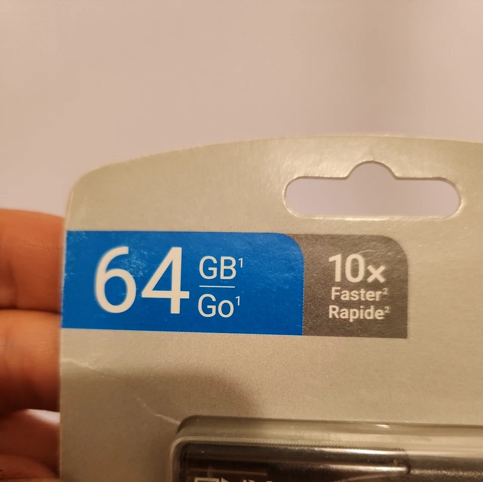 PNY 64GB USB 3.0 Flash Drive Black/Grey Turbo Attachè 4 Fast Data 4K Ultra HD - Image 4 of 4