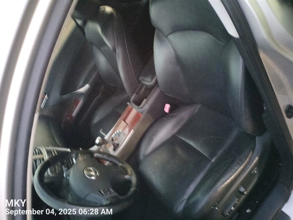 Vasilha de vapor de combustível IS250 2007 6781612 - Imagem 4 de 4