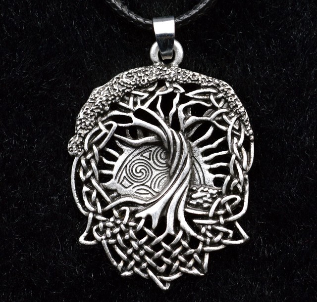 Men S Vintage Norse Viking Tree Of Life Pendant Knot Amulet Necklace Men S Vintage Norse Viking Tree Of Life Pendant Knot Amulet Necklace Jewelry