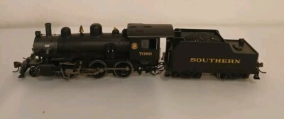 HO Scale Bachmann Southern 2-6-0 Steam Engine/Tender #7080