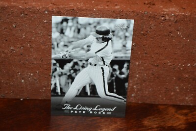 THE LIVING LEGEND PETE ROSE LEAF # 36 TRADING CARD 2012