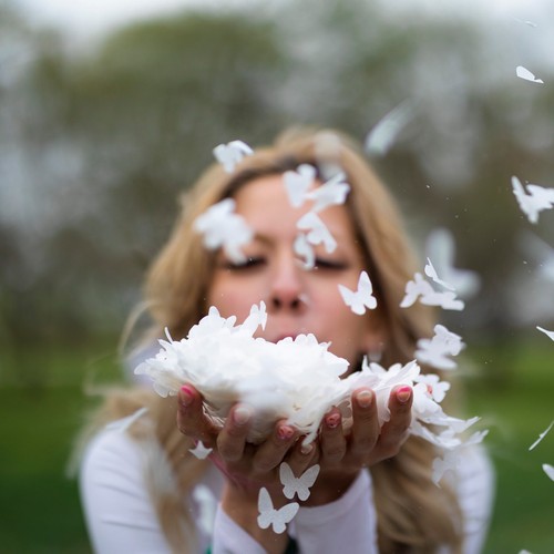 Schmetterling Hochzeit Konfettikanone Poppers biologisch abbaubar, Konfetti für Hochzeit 6 Stück - Bild 5 von 10