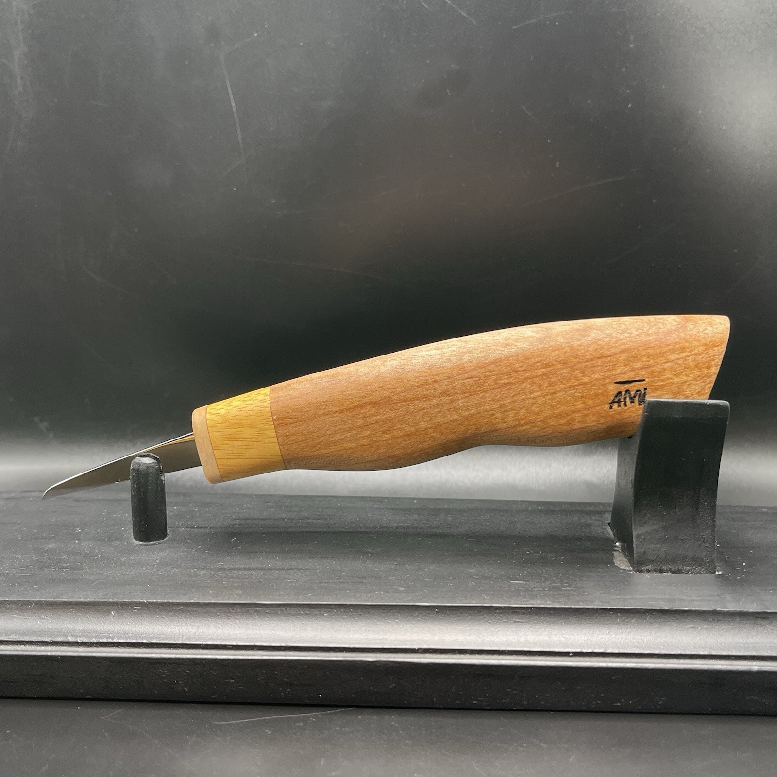 AML Knives, Brand New, wood carving knife. 1 1/2” Detail Blade. Sharp!