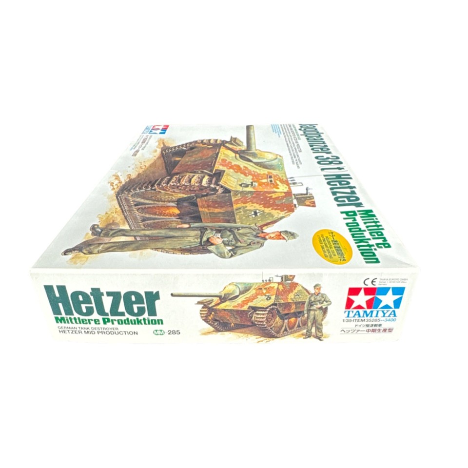 1:35 Jagdpanzer 38(t) Hetzer Early (TAKOM) s kompletním interiérem