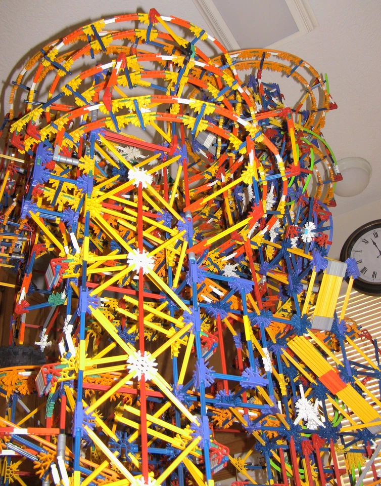 K'nex BallBuster Ball Factory Machine 8,600 Pieces COMPLETE SET W/ Battery Motor - Image 4 of 4