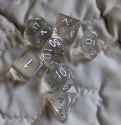 7 Die Set Poly RPG DnD Dungeons Dragons AD&D Pathfinder Clear Ice Transparent 
