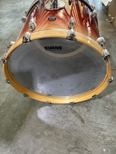gretsch renown 22 diameter 18 deep bass drum, natural to walnut fade - Bild 6 von 6