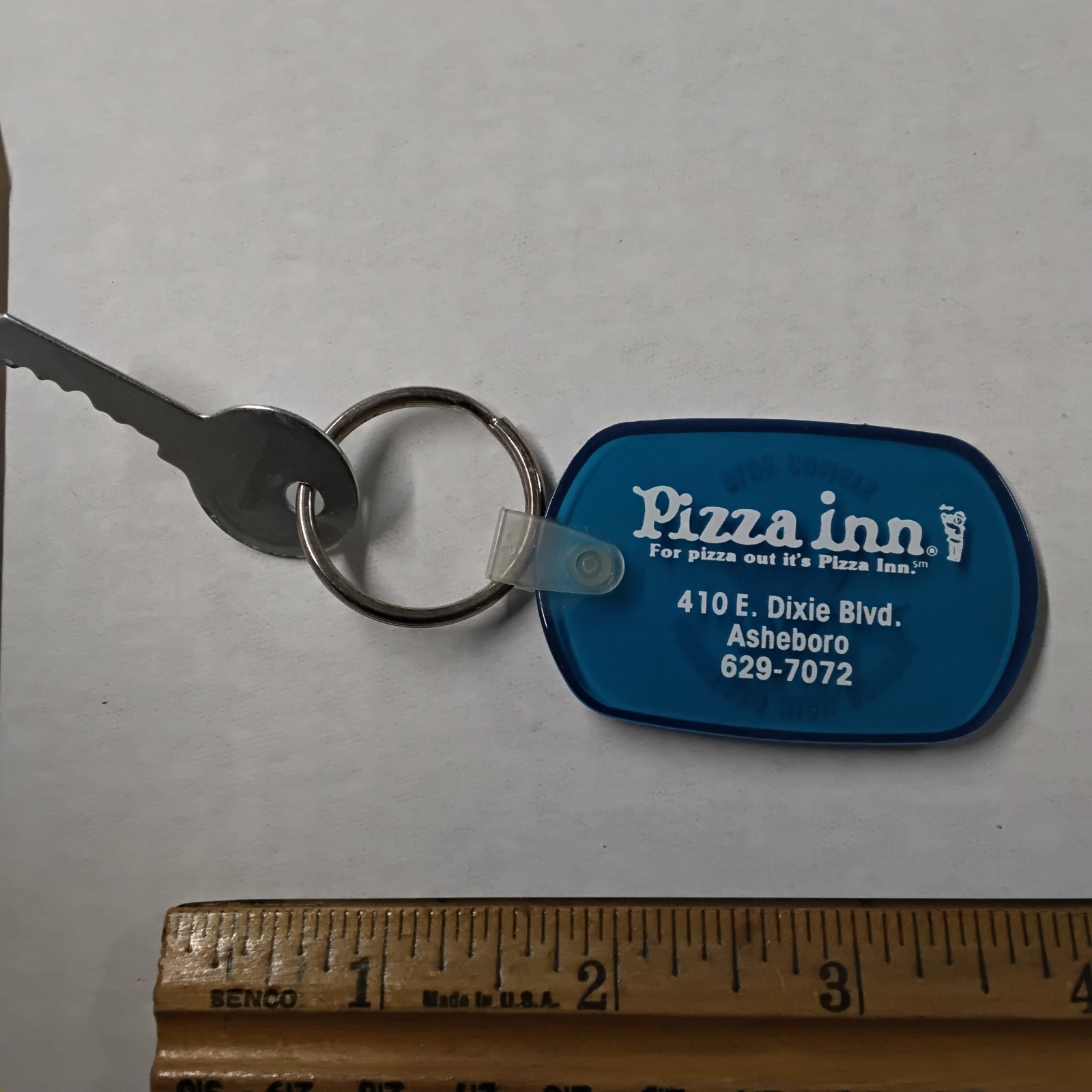 Pizza Inn Asheboro High School NC Blue Comets VTG promotional Keyring Keychain