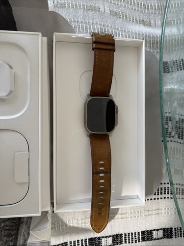 Apple Watch Ultra 49 mm titane débloqué, 1ère génération - Photo 5 sur 8