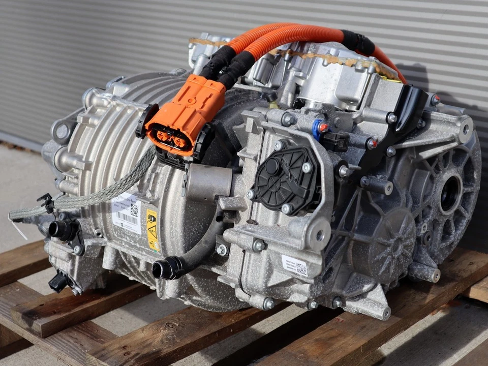 Moteur Électrique 190 CH 140 kW Mercedes-Benz EQA EQB EM 780.200 A2433406402 - Photo 2/4