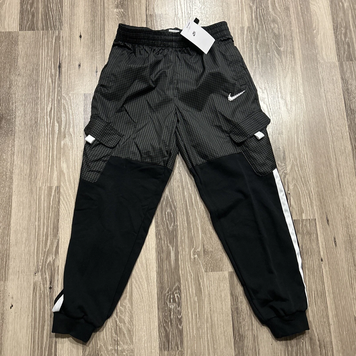 Nike Hybrid cuffed joggers in black | ASOS