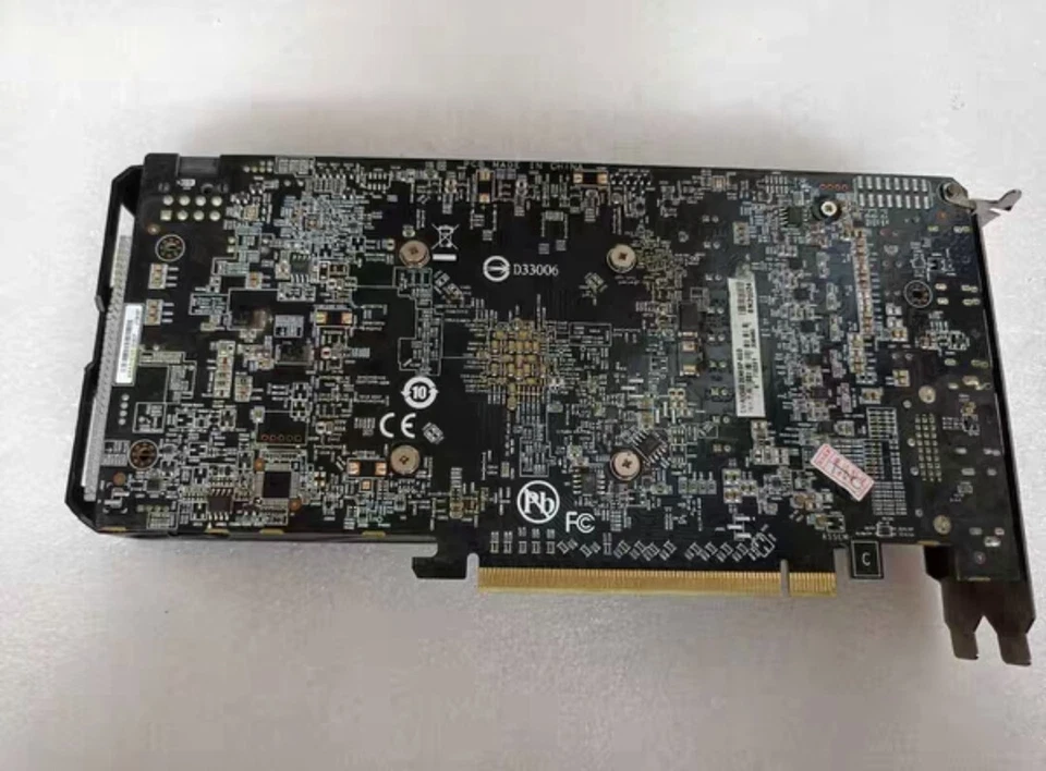 Gigabyte AMD Radeon RX 580 RX580 8GB 2048SP GDDR5 PCI-E Graphics Video Card - Image 2 of 4