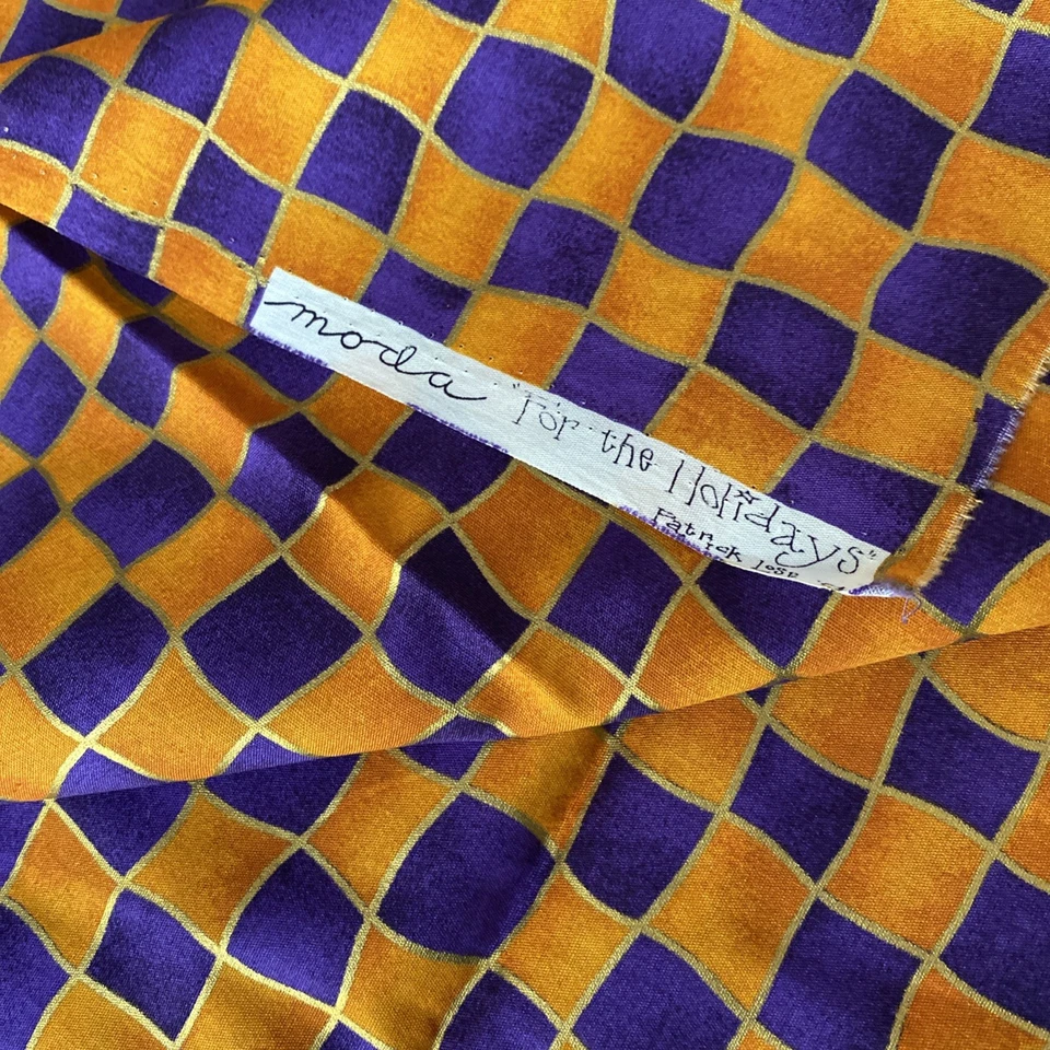 Moda "Para las Vacaciones" Tela Dorada Óxido Púrpura Ondulado Tablero de Cuadros Difícil de Encontrar 1 yarda Foto 3 de 4