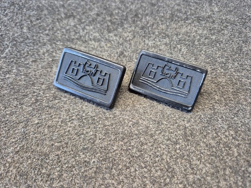 VW GOLF JETTA MK2 KOTFLÜGEL BLINKER BLANKO BADGE PAAR VORNE 165853688A