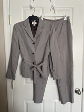 Talbots Pure Silk Two-Piece Set Women  s size 8 Blazer  Pant Suit -Brown/Cream