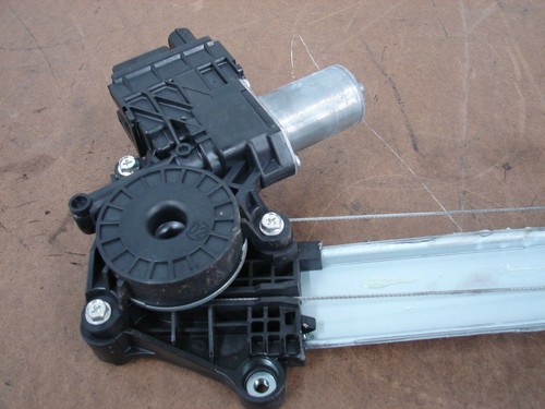Front Door Regulator SUBARU XV CROSSTREK Left 20 - Picture 4 of 4