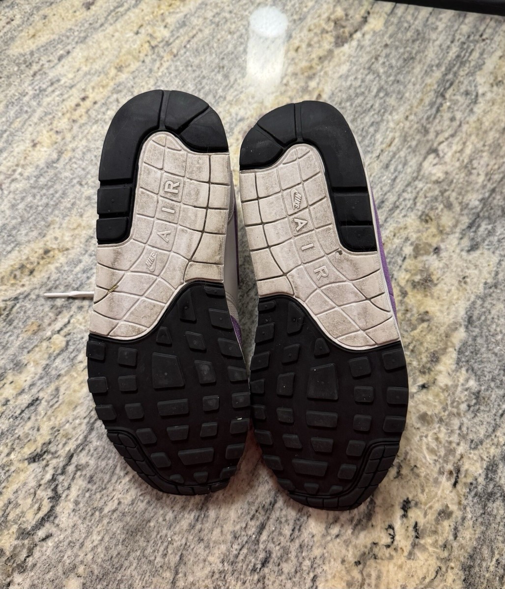 Airmax 1 Atomic Violet View 4