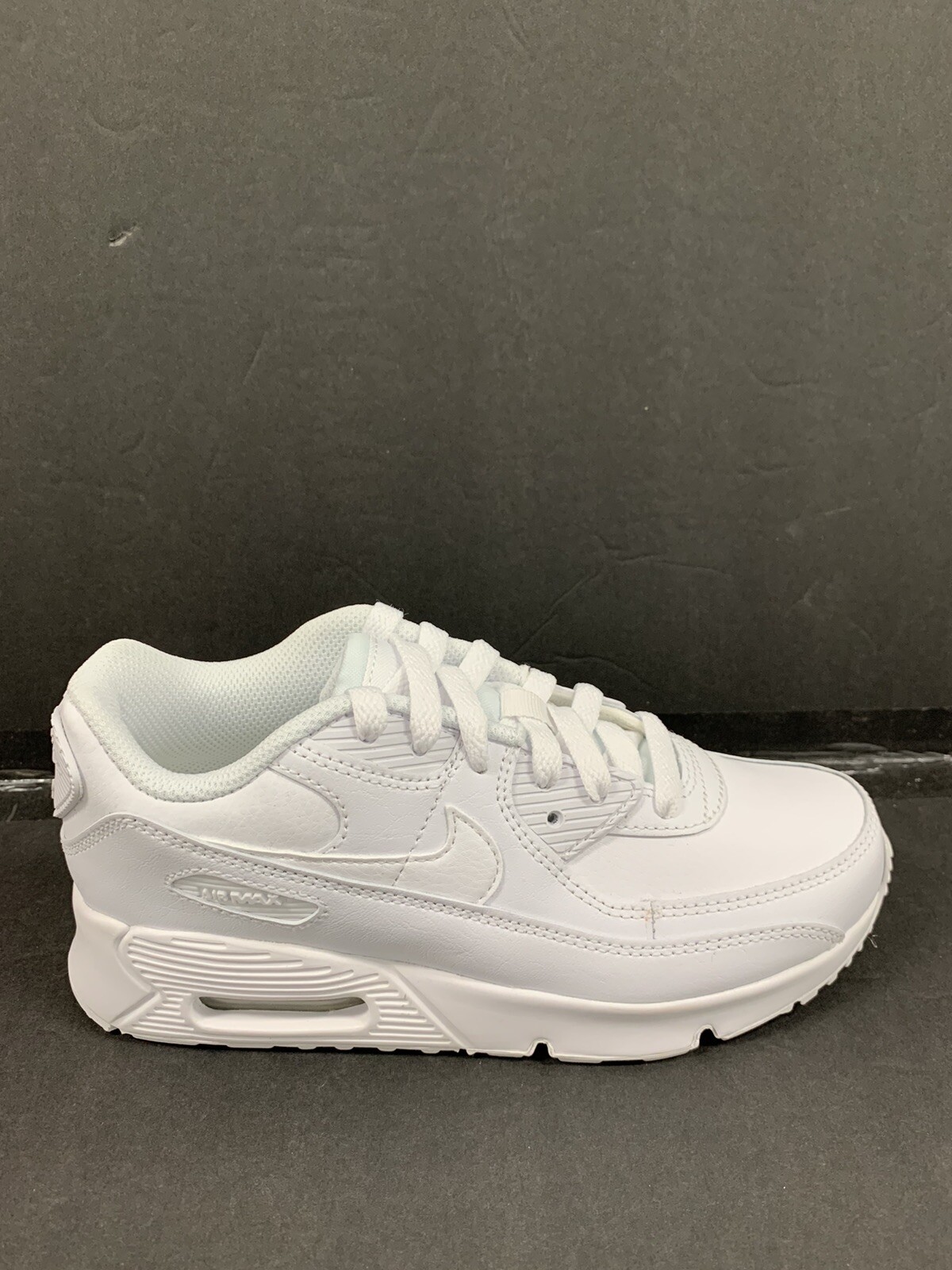 second hand nike trainers