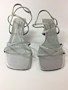 bandolino strappy heels