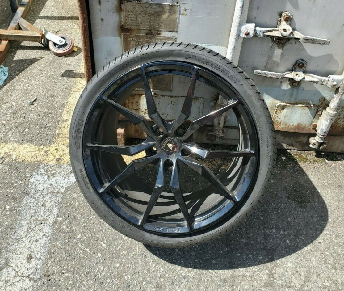 LAMBORGHINI AVENTADOR REAR DIONE WHEEL RIM 470601017AA OEM