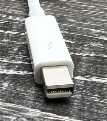 Apple Thunderbolt to FireWire Adapter - Connect to MiniDV