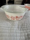 1950s VINTAGE PYREX PINK GOOSEBERRY #472 CASSEROLE DISH!