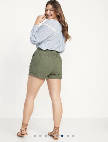 NWT Old Navy High Rise OG Chino Green Cuffed Shorts Size Medium - Picture 2 of 11