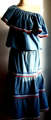 Traditionelles haitianisches Carabela Kleid. zweiteiliges Set und Gürtel