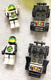 LEGO 6981 Aerial Intruder BLACKTRON II LEGO SPACESHIP + INSTRUCTIONS COMPLETE