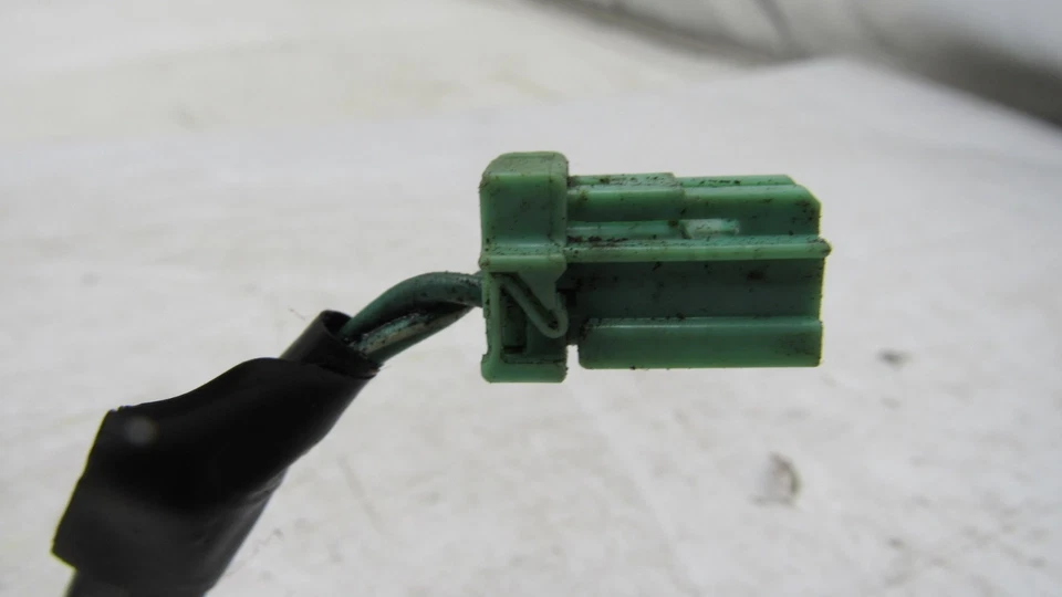 2013 年本田 CBR600RR 原始设备制造商侧支架开关 — 第 4/4 张图片