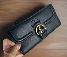 Actual Vtg Coach Soho Wallet Y2K Leather Brass Buckle Snap Close Black Leather