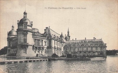 60 Le château de Chantilly.  126257