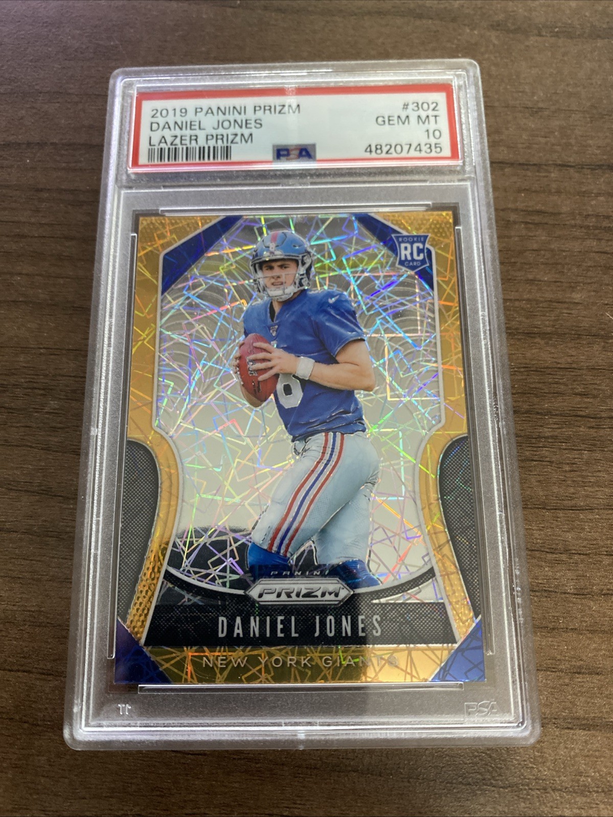 2019 Panini Prizm Daniel Jones Lazer Prizm RC - PSA 10