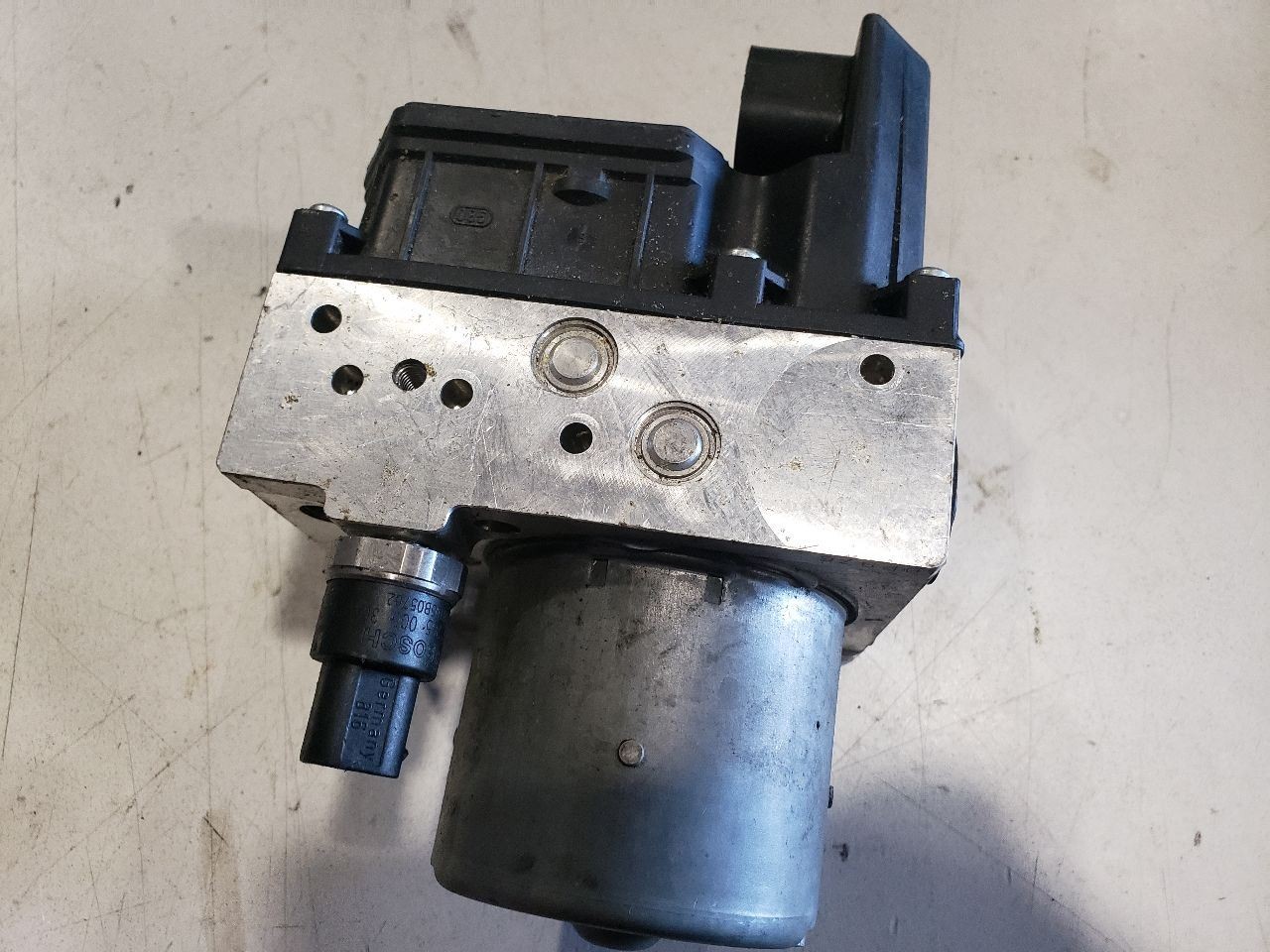 ABS Anti Brake Lock System - 2005 Bentley Continental GT Coupe - OEM  0265950115
