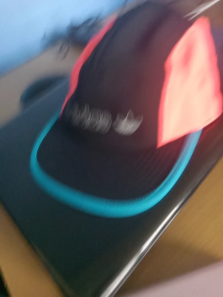 Adidas Originales Bloqueado 5 Paneles Sombrero Correa Ajustable Foto 4 de 4