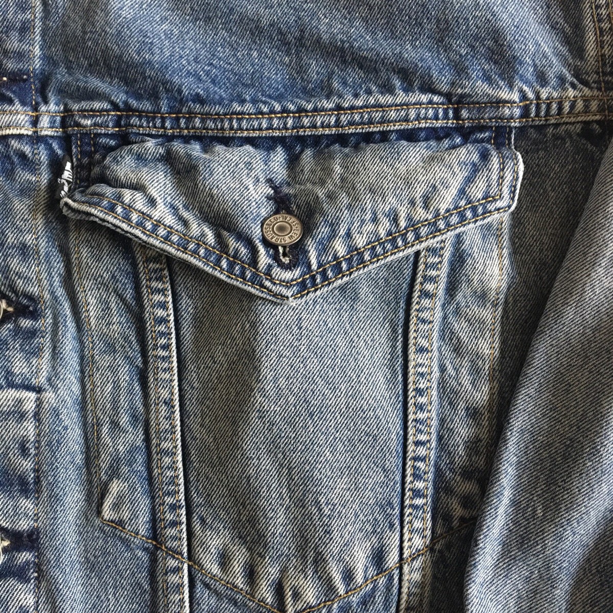 Ambush X Levi's New Loose Fit Trucker Denim Jacket Light Ambush X Levi's New Loose Fit Trucker Denim Jacket Light