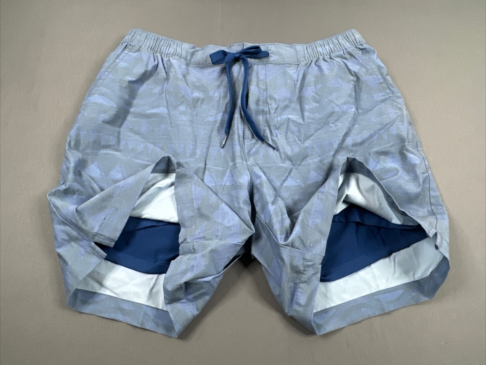 NWOT Chubbies 6" Everywear Trunk w/ Liner Swim Shorts Large
