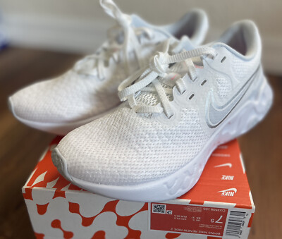 Nike Women Renew Ride Casual Athletic Running Shoes Size Sneaker  White NEW