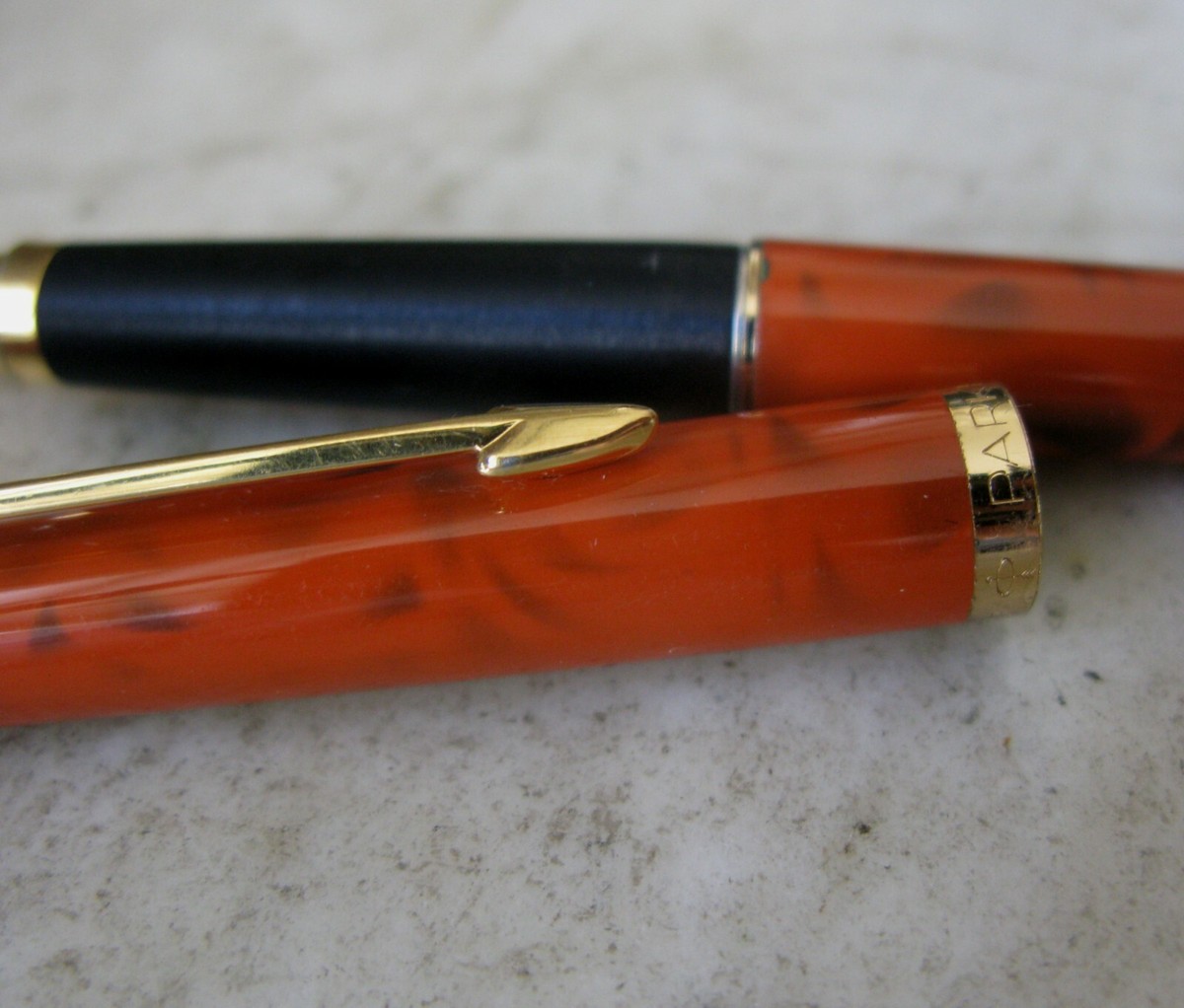 Stylo Plume Parker 180 Laque Jasper Red - Plume En Or Massif 18 Carats, Occasion, Prestige